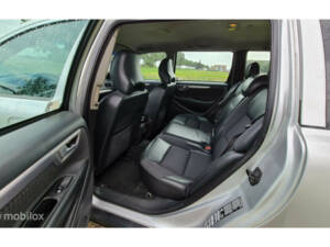 Image 28/46 de Volvo V 70 2.4 (2004)