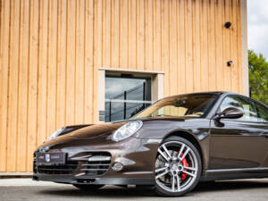 Image 2/50 of Porsche 911 Turbo (2009)