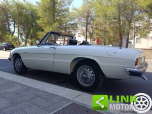 Afbeelding 10/10 van Alfa Romeo Spider 1600 Junior (1975)