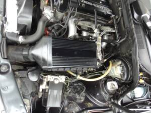Immagine 78/98 di Mercedes-Benz 190 E 2.3-16 (1985)