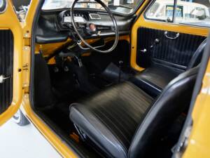 Image 15/36 of FIAT 500 L (1969)