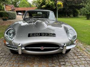 Image 19/30 de Jaguar Type E 4.2 (1965)