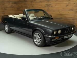 Immagine 4/19 di BMW 325i (1986)