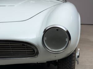 Image 16/50 of BMW 507 (1957)