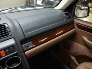 Immagine 46/50 di Land Rover Range Rover 4.0 SE (1997)