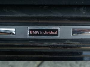 Image 34/50 of BMW 750iL (2001)
