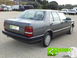 Image 4/10 of Lancia Thema I.E. (1990)