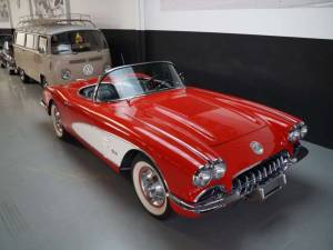 Bild 23/50 von Chevrolet Corvette (1958)