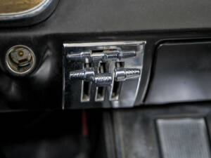 Bild 24/50 von Ford Mustang 289 (1966)