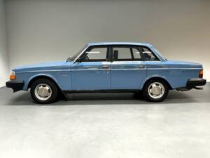 Imagen 4/15 de Volvo 244 (1980)