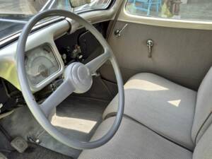 Image 18/47 of Citroën Traction Avant 11 BL (1955)