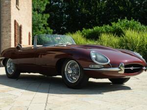 Bild 4/50 von Jaguar E-Type 3.8 (1964)