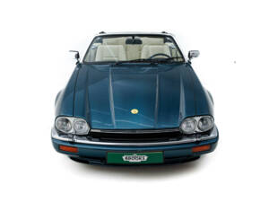 Image 4/36 of Jaguar XJS 6.0 (1994)