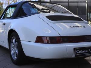 Bild 40/58 von Porsche 911 Carrera 2 (1990)