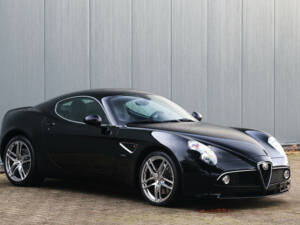 Image 18/58 of Alfa Romeo 8C Competizione (2008)