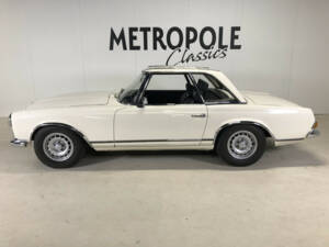 Image 2/25 of Mercedes-Benz 280 SL (1969)