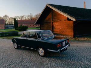 Image 14/78 de Alfa Romeo 1750 Berlina (1970)