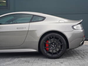 Imagen 10/50 de Aston Martin V12 Vantage S (2014)