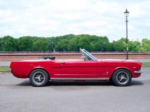 Immagine 2/50 di Ford Mustang 289 (1966)