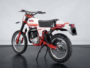 Image 3/9 of KTM DUMMY (1979)