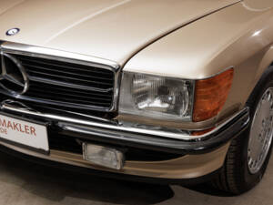 Immagine 36/71 di Mercedes-Benz 420 SL (1988)