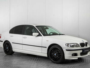 Immagine 5/50 di BMW 330xi (2002)