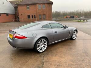 Image 5/11 of Jaguar XKR (2007)