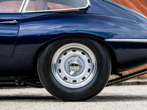 Image 39/39 of Jaguar E-Type &quot;Lightweight&quot; (1962)