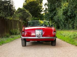 Image 7/27 of Alfa Romeo 2600 Spider (1964)