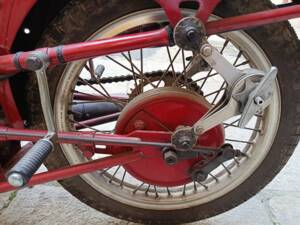 Image 30/46 of Moto Guzzi DUMMY (1955)