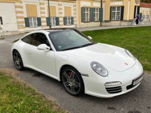 Imagen 8/58 de Porsche 911 Targa 4S (2010)