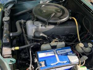 Image 16/19 of Mercedes-Benz 280 S (1968)
