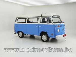 Bild 3/15 von Volkswagen T2b Camper (1973)