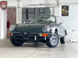 Immagine 14/68 di Alfa Romeo Spider Veloce 2000 (1977)