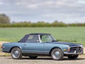 Bild 29/41 von Mercedes-Benz 280 SL (1971)