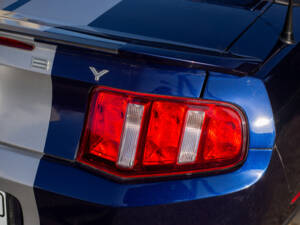 Image 19/99 of Ford Mustang Shelby GT 500 (2012)