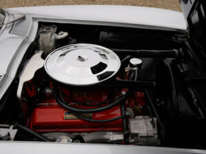 Image 13/50 of Chevrolet Corvette Sting Ray (1963)