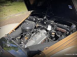Image 18/38 of Mercedes-Benz 220 Cabriolet A (1954)