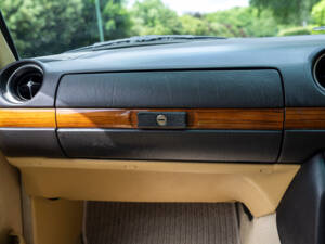Immagine 19/25 di Mercedes-Benz 280 E (1981)