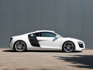 Bild 3/53 von Audi R8 (2008)