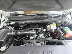 Image 39/62 of Dodge Ram 1500 (2020)