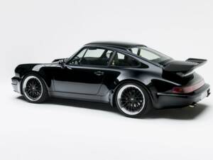 Image 19/25 of Porsche 911 Turbo 3.3 (1991)