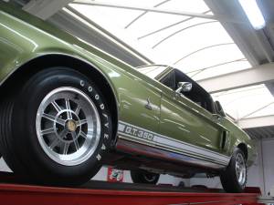 Immagine 8/50 di Ford Shelby GT 350 (1968)