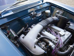 Image 12/50 of Alfa Romeo Giulia GT 1300 Junior (1967)