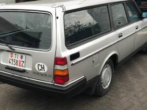 Afbeelding 3/34 van Volvo 245 GL D (1986)