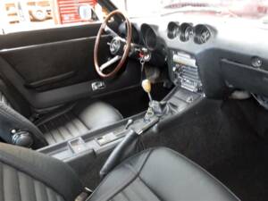 Image 19/46 of Datsun 240 Z (1971)