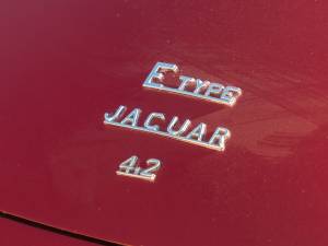 Bild 13/50 von Jaguar Type E (2+2) (1970)