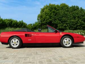 Image 4/50 of Ferrari Mondial T (1991)