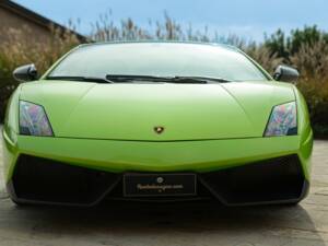 Image 11/50 of Lamborghini Gallardo LP 570-4 Superleggera (2011)