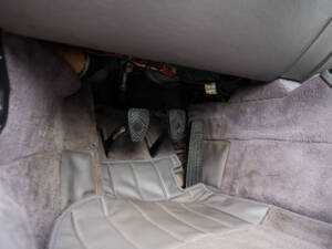 Image 75/87 of Porsche 911 Turbo 3.3 (1991)